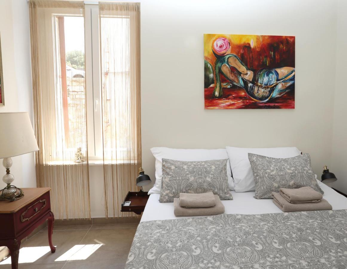 Apartman Kamala Pola Esterno foto