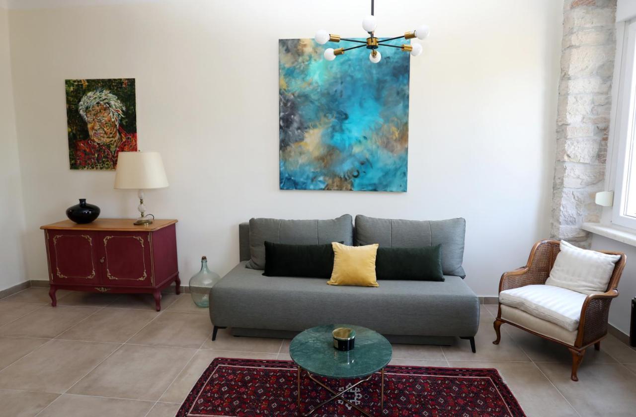 Apartman Kamala Pola Esterno foto