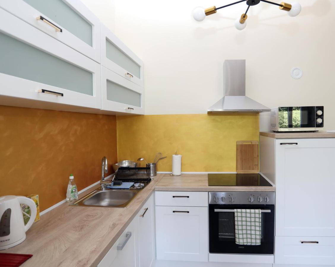 Apartman Kamala Pola Esterno foto