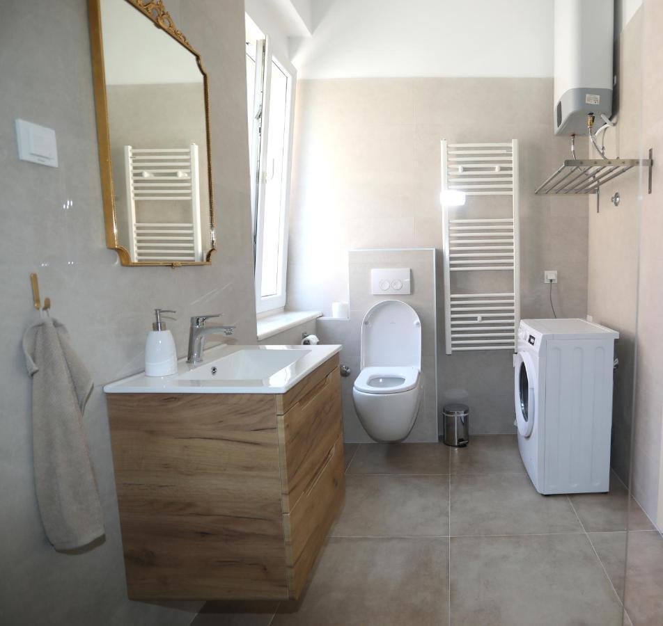 Apartman Kamala Pola Esterno foto